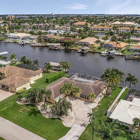 Villa Catalina Isles - Holidays In Paradise Cape Coral Kültér fotó