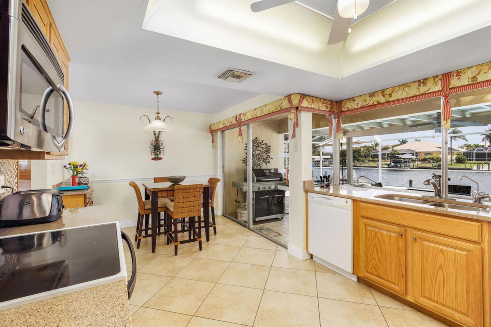 Villa Catalina Isles - Holidays In Paradise Cape Coral Kültér fotó